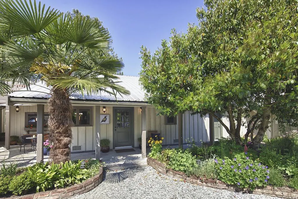 Hedgerow House Bed & Breakfast Ganges