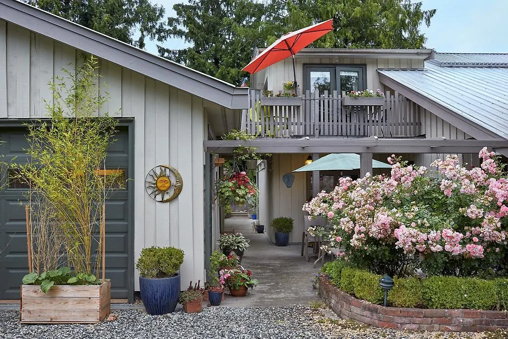 Hedgerow House Bed & Breakfast Ganges